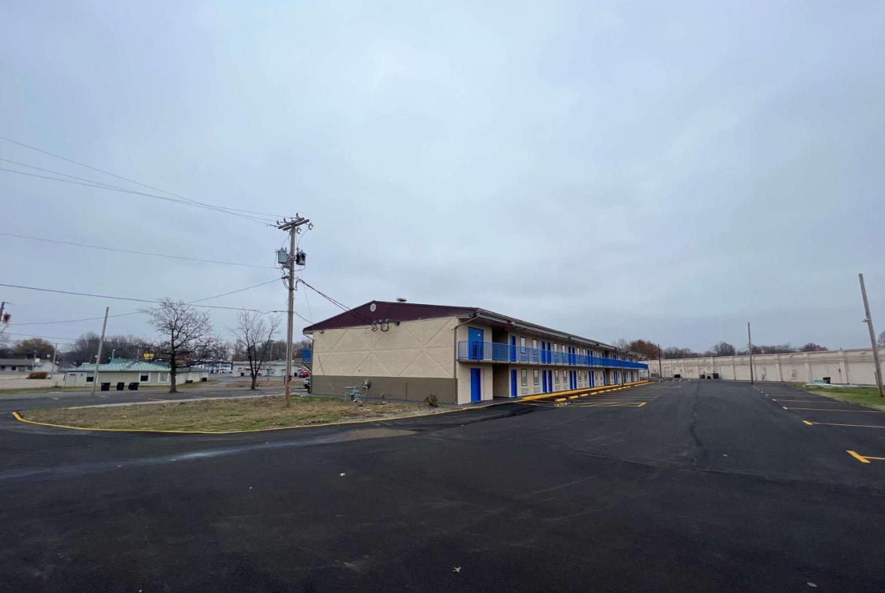 Super 8 By Wyndham Paducah I-24 Exit 4 Hotell Eksteriør bilde