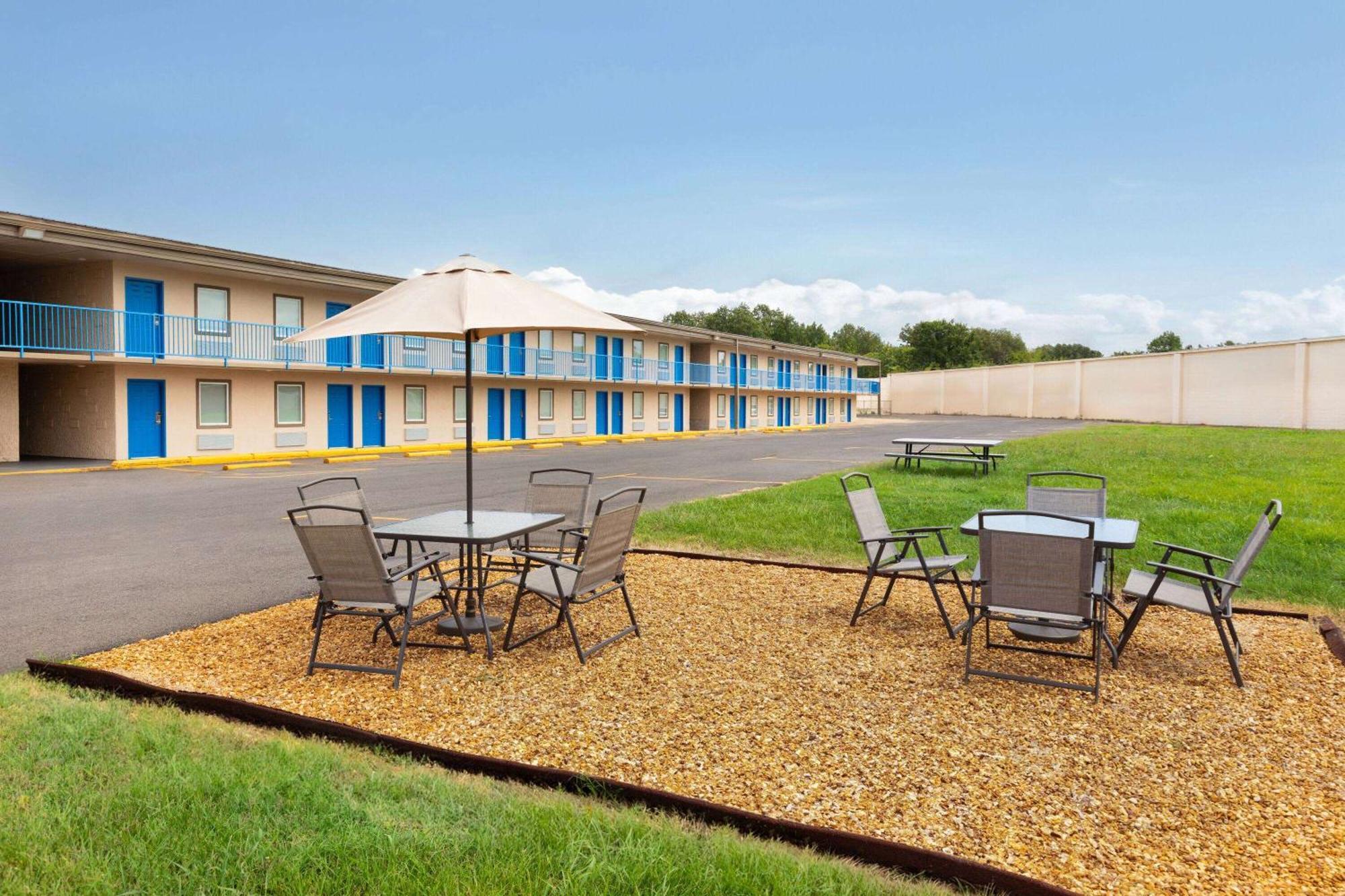 Super 8 By Wyndham Paducah I-24 Exit 4 Hotell Eksteriør bilde